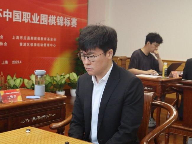 秦守仁许婷